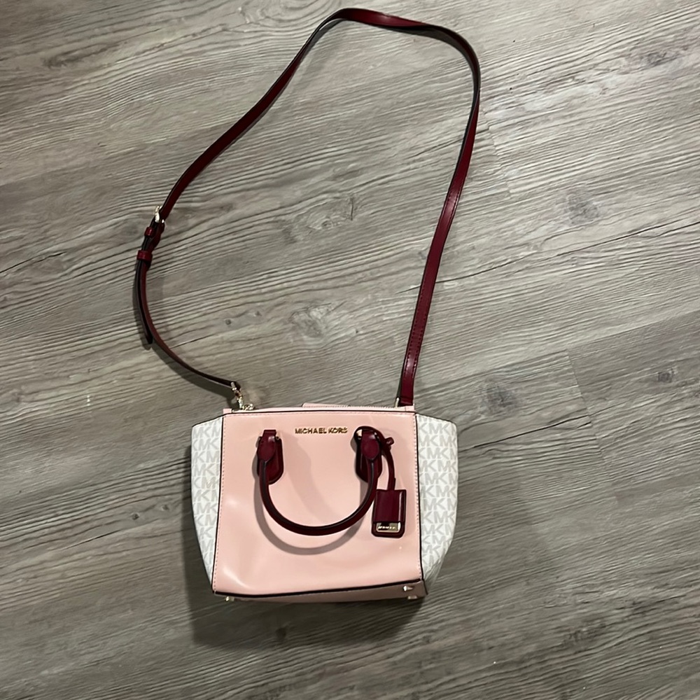 Michael Kors crossbody purse